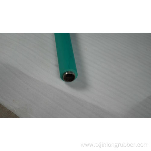 Tensioning machine rubber roller